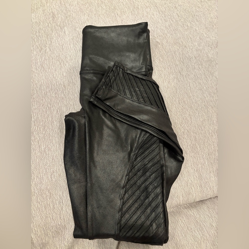 SPANX Black Faux Leather Leggings-size medium - Picture 15 of 16